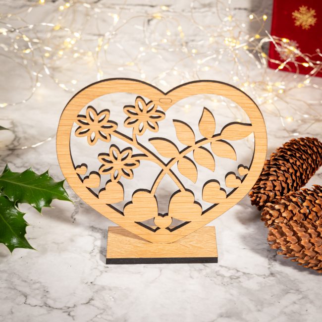Kyloe Creations - Wooden Love Heart Botanical Decoration